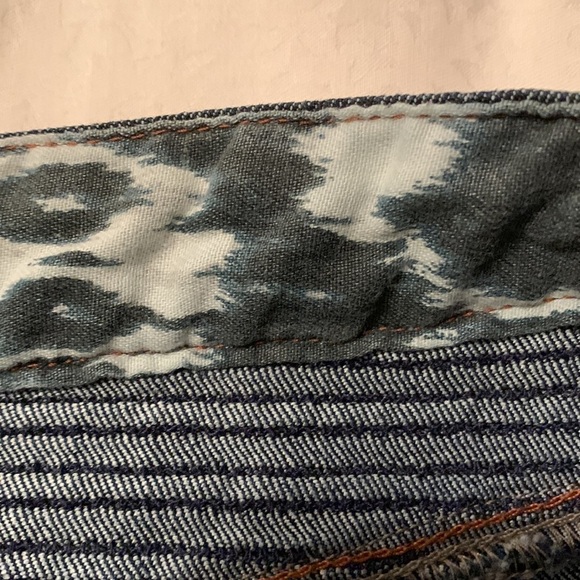 JOE’S Honey Curvy Booty Fit Perry Jeans - Picture 11 of 13